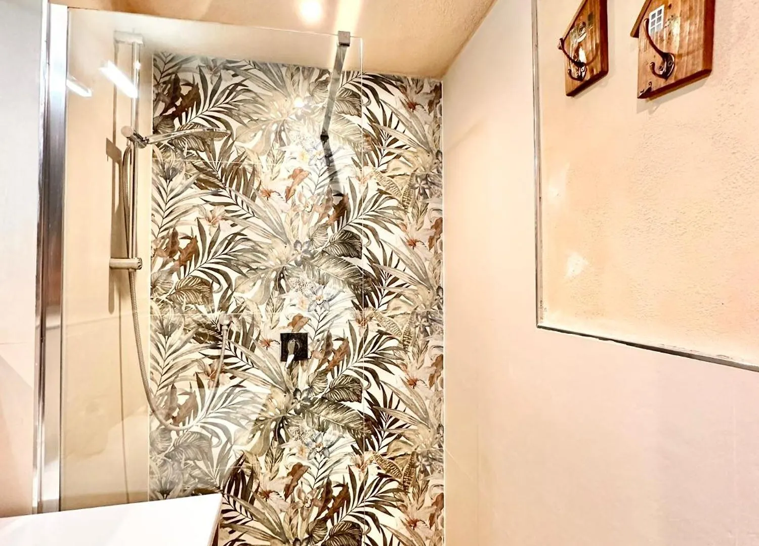 Hostdomus - Fuggi Nel Verde Finale Ligure Italy